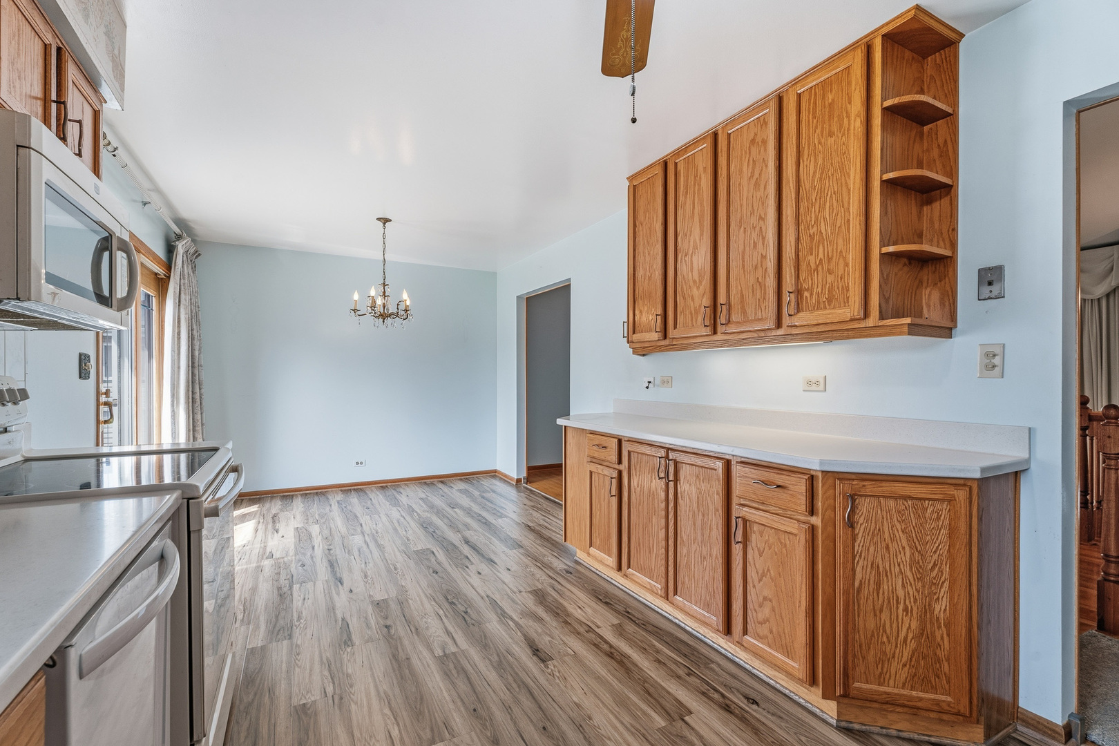 78 S Clarendon Avenue Property Photo 7