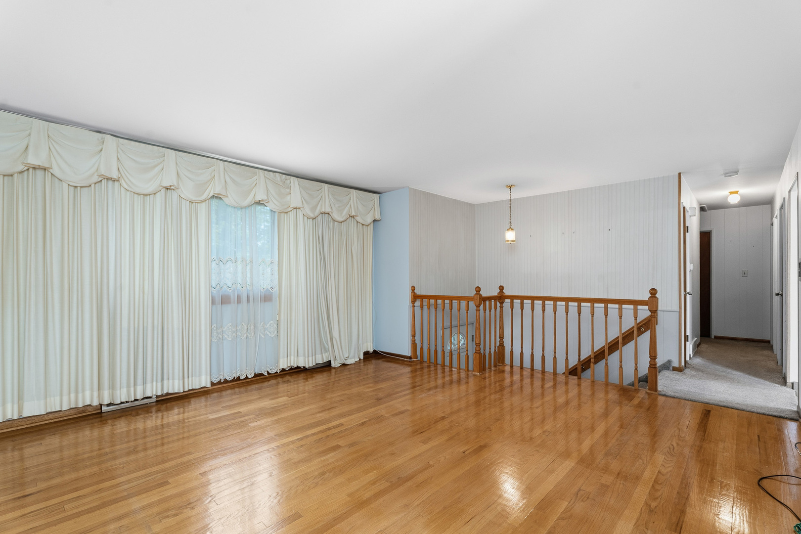 78 S Clarendon Avenue Property Photo 10