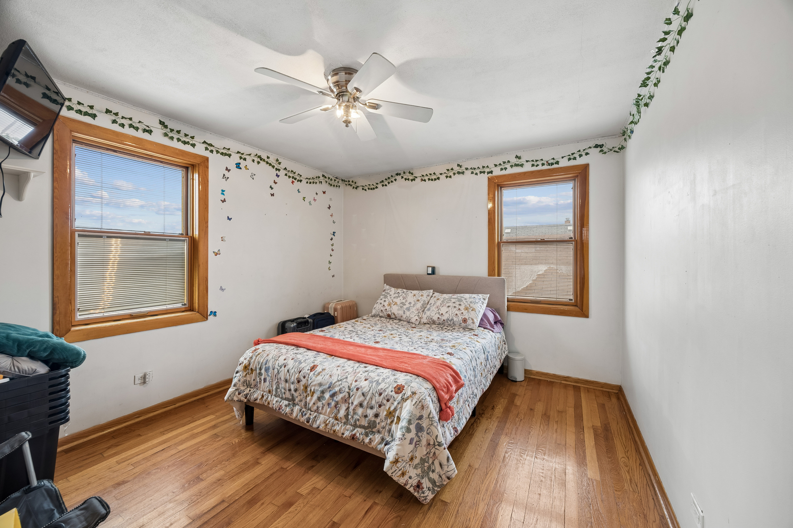 6118 S Austin Avenue Property Photo 19