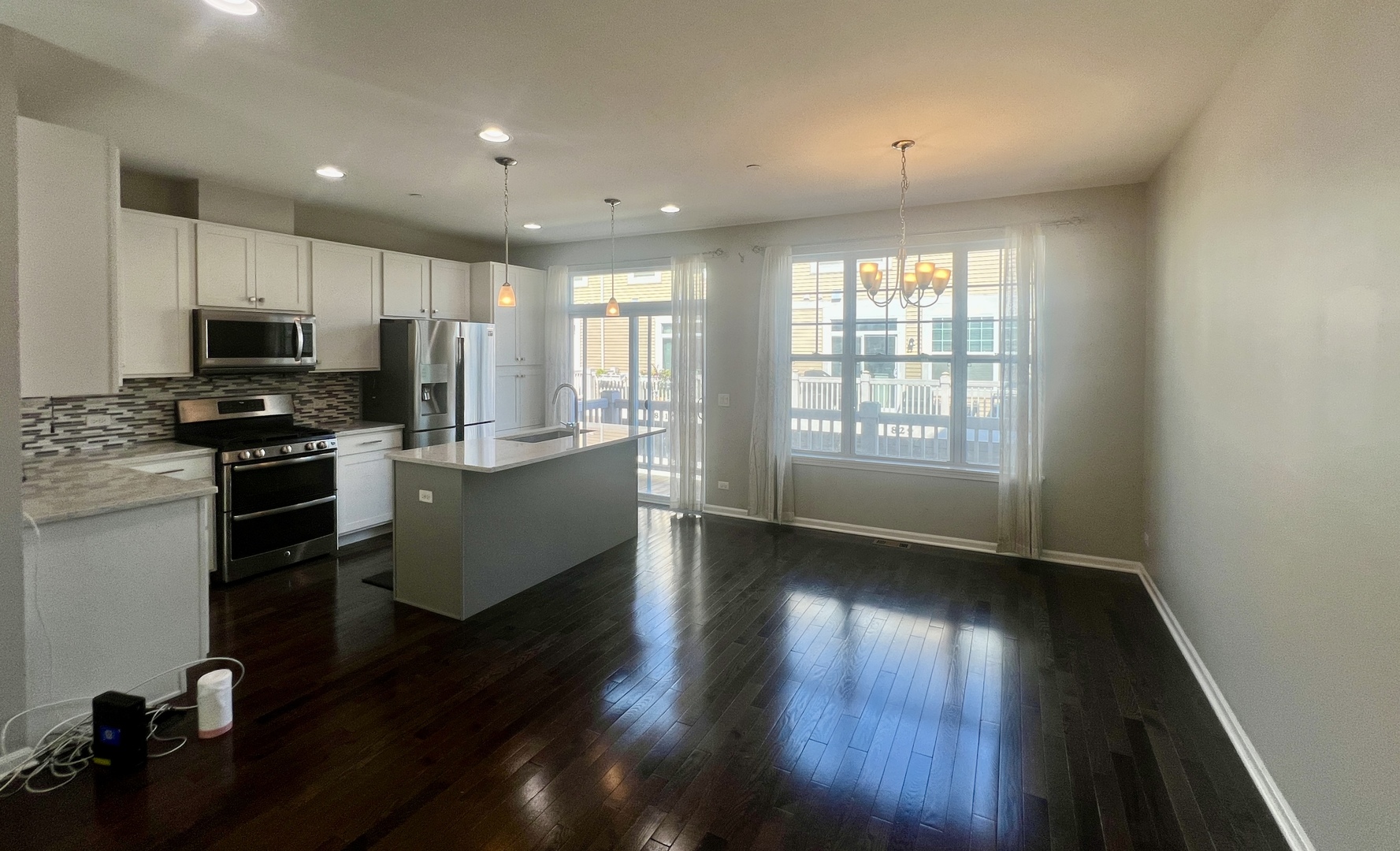 828 Center Street Property Photo 4