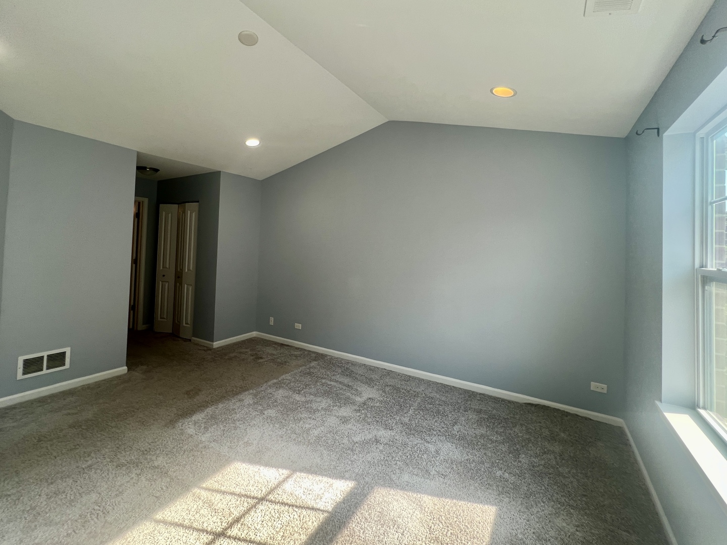 828 Center Street Property Photo 13