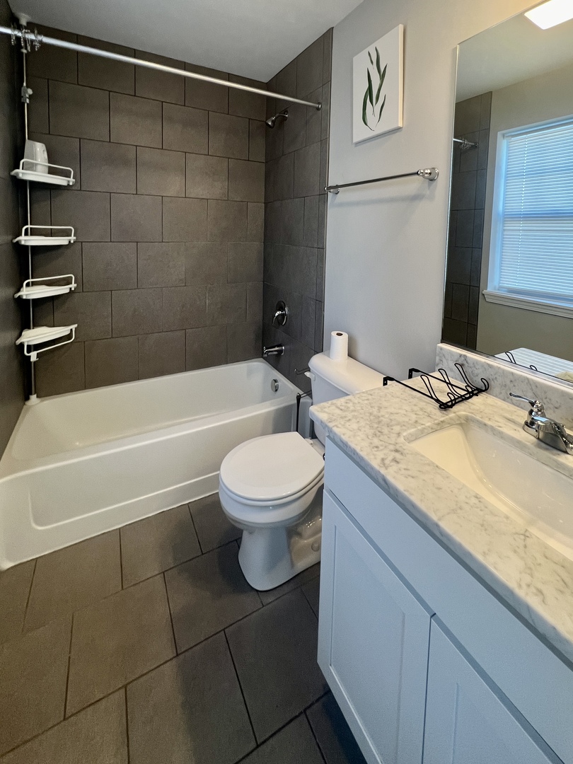 828 Center Street Property Photo 18
