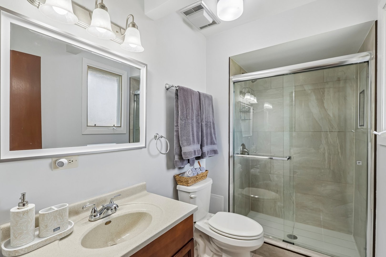 8818 172nd Street Property Photo 17