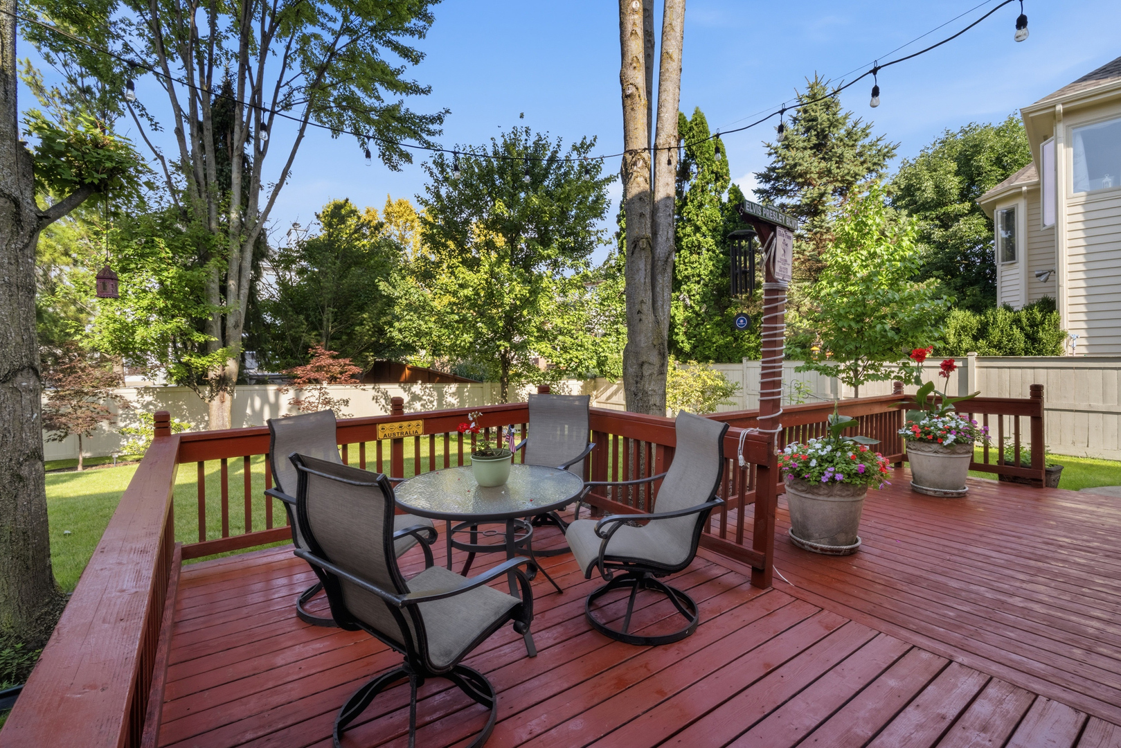 9254 Nagle Avenue Property Photo 23
