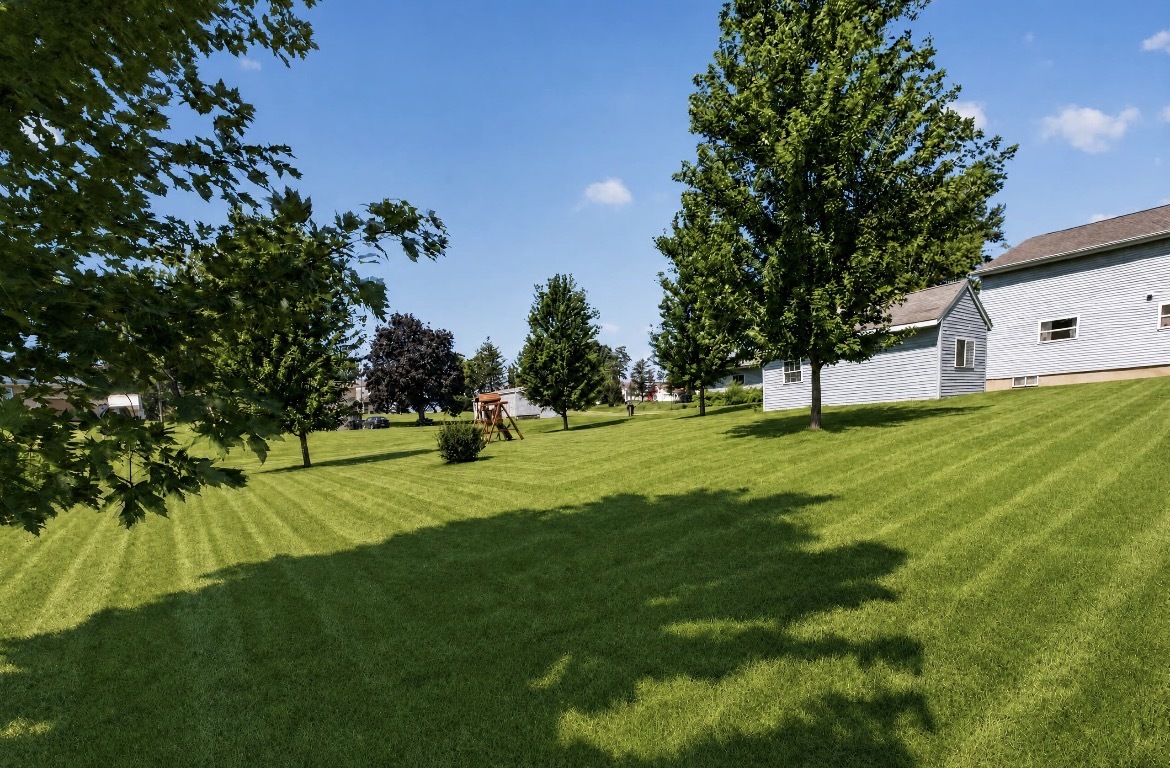 601 Sparks Street Property Photo 4