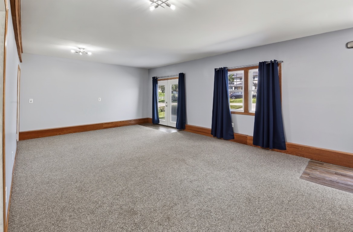601 Sparks Street Property Photo 11