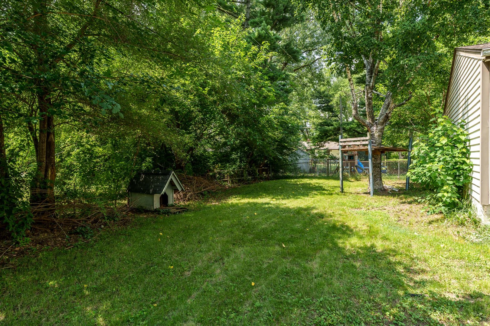 4715 Cleveland Avenue Property Photo 6
