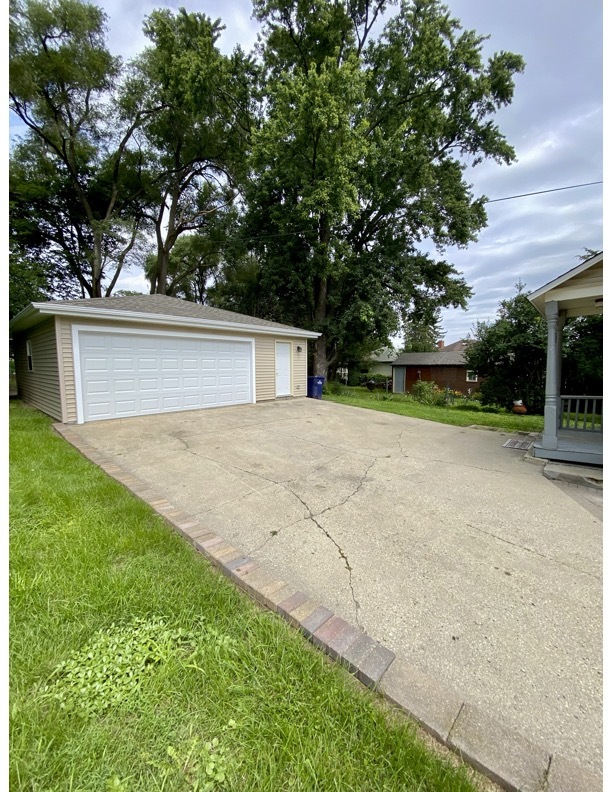 626 Bent Street Property Photo 25
