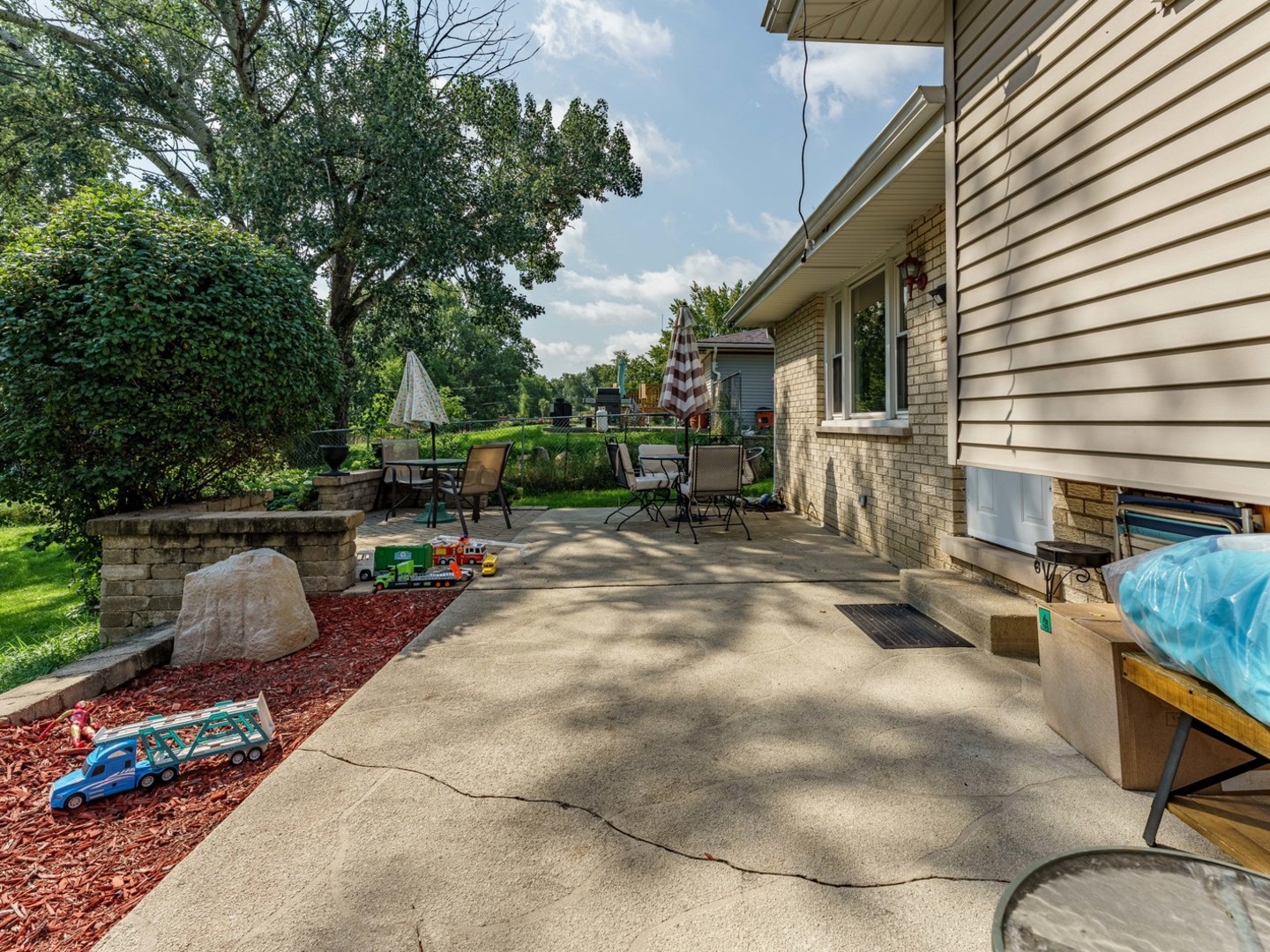 2n565 Euclid Avenue Property Photo 26