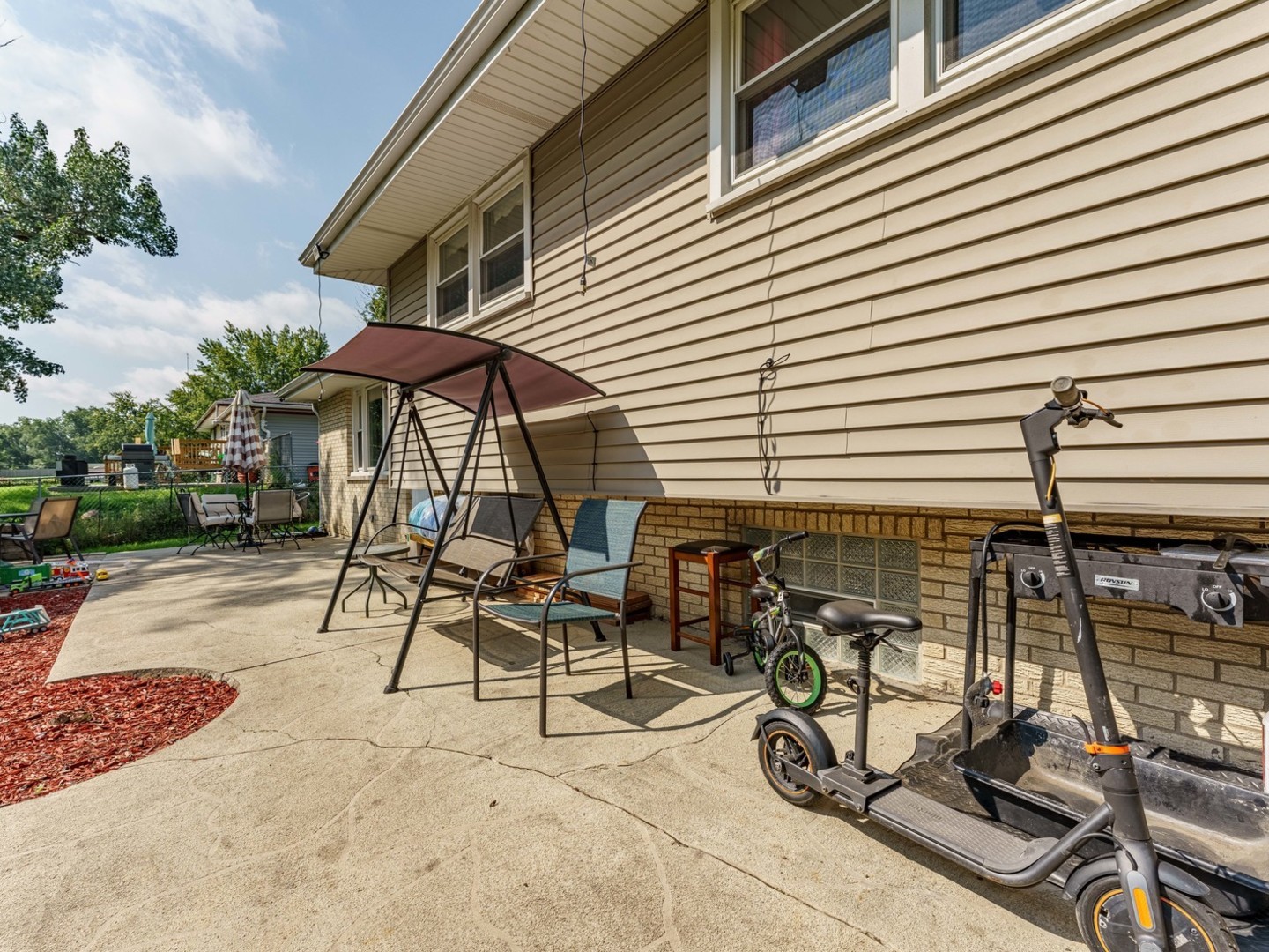 2n565 Euclid Avenue Property Photo 27