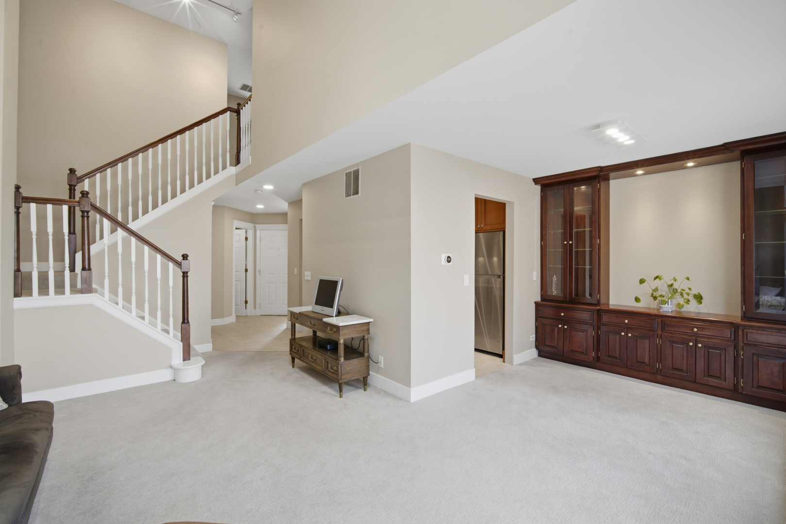 224 Woodstone Circle Property Photo 4