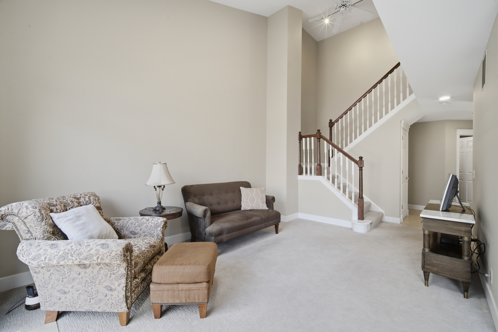 224 Woodstone Circle Property Photo 5