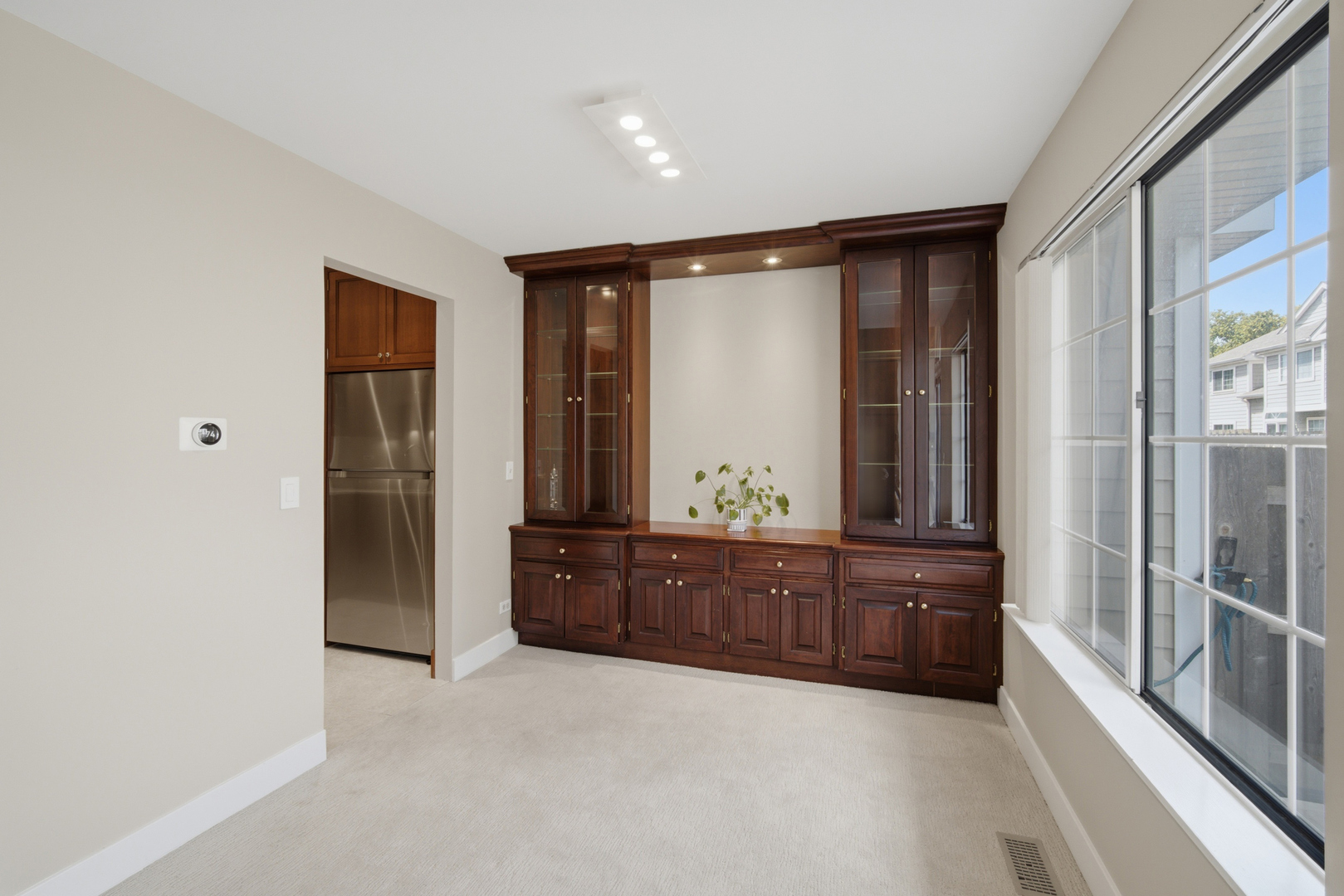 224 Woodstone Circle Property Photo 6