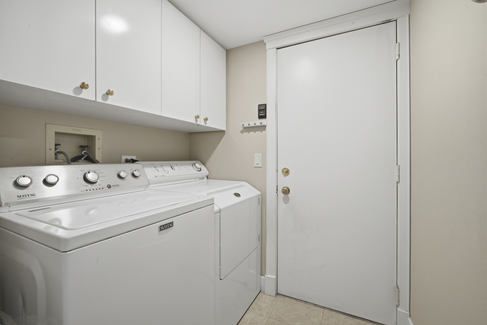 224 Woodstone Circle Property Photo 12
