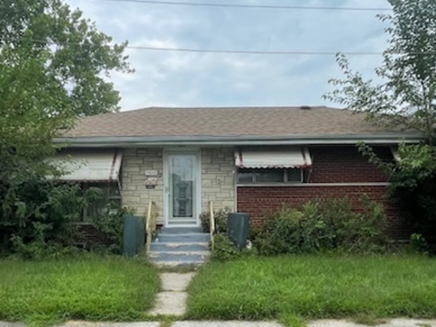 14645 Avalon Avenue Property Photo 1