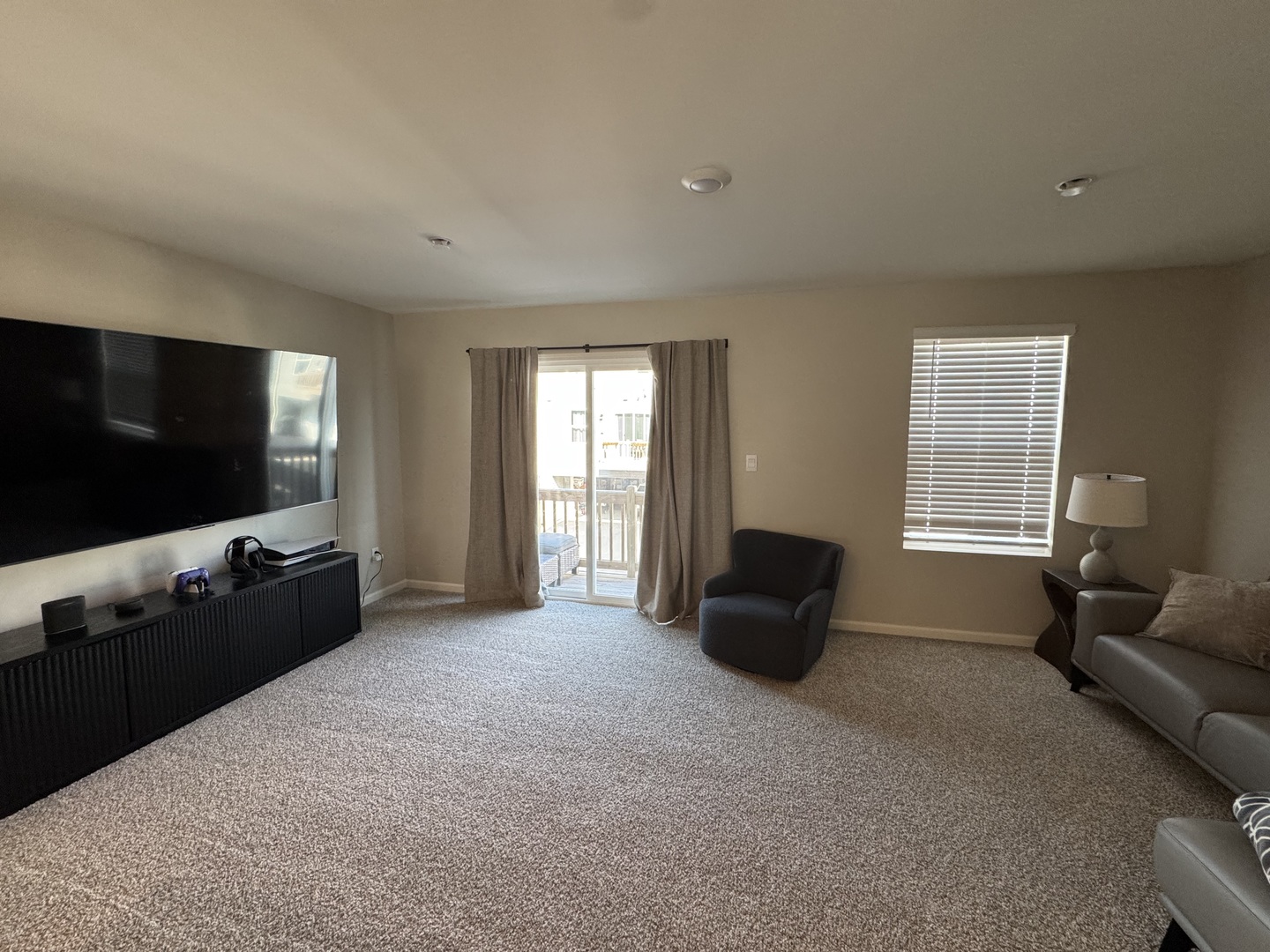 1039 Briar Glen Court Property Photo 4