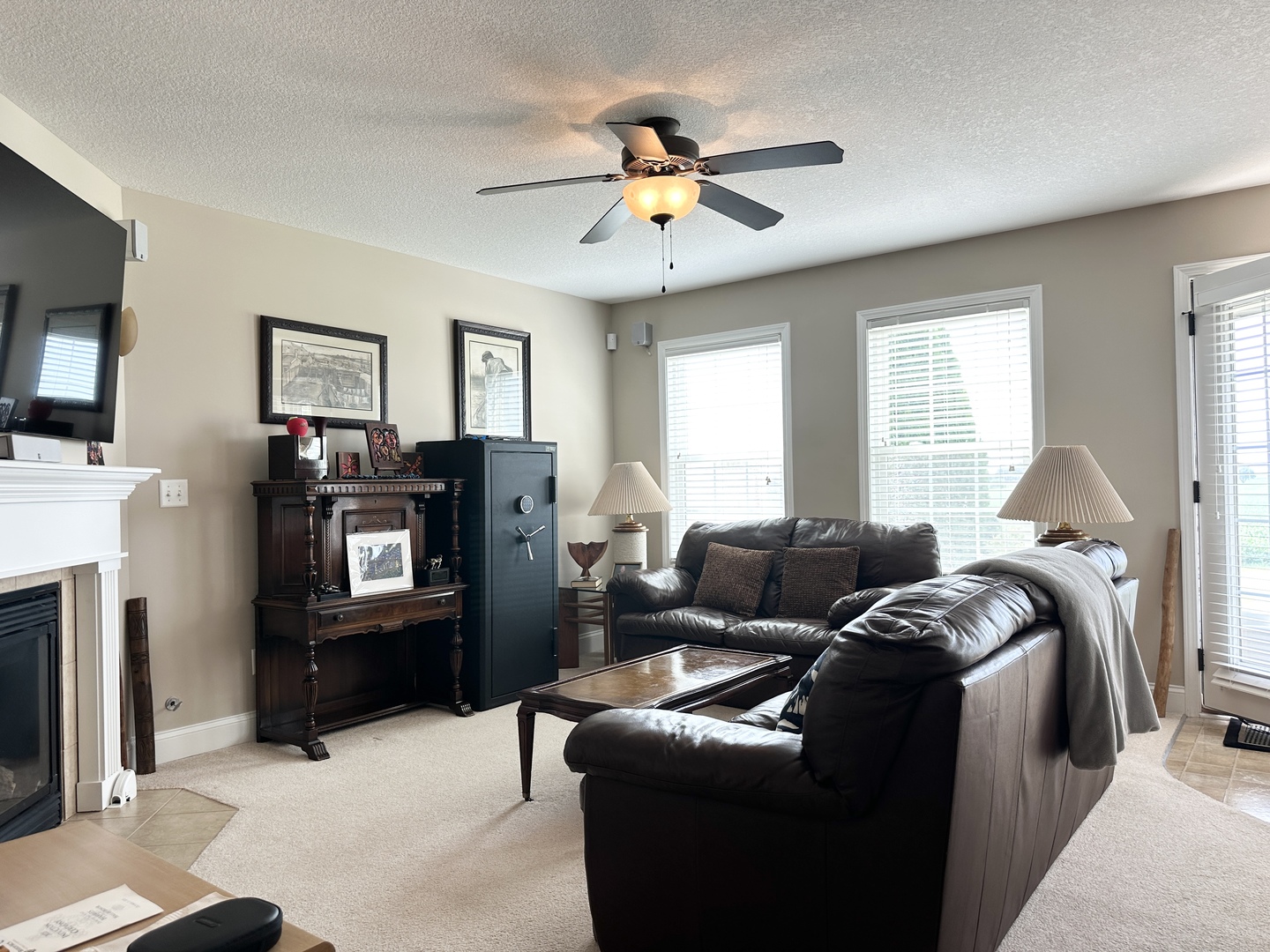 2083 Summerfield Lane Property Photo 6