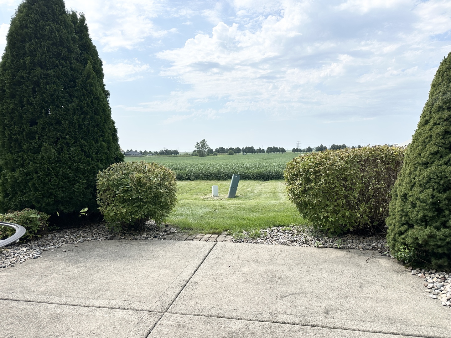 2083 Summerfield Lane Property Photo 11