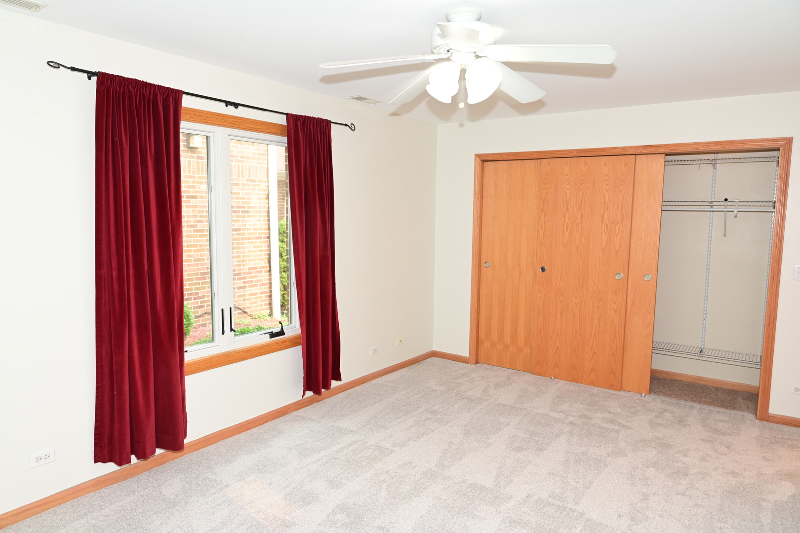 5805 W Eddy Street 1d Property Photo 7