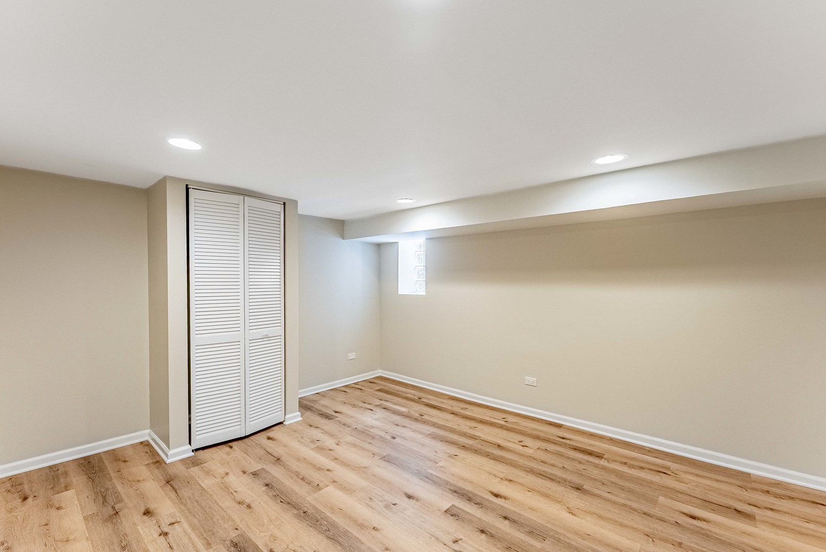 7526 S Honore Street Property Photo 15