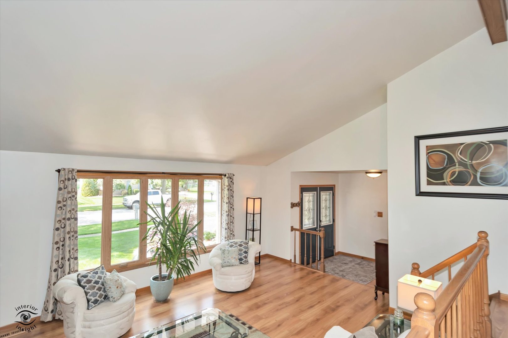 18817 Creekview Lane Property Photo 3
