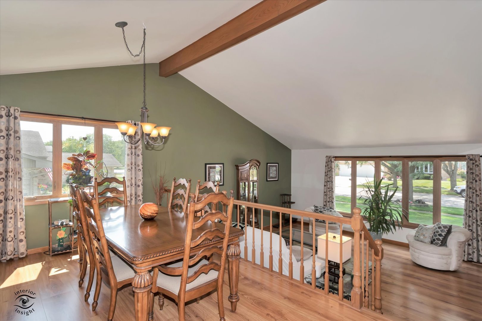 18817 Creekview Lane Property Photo 6