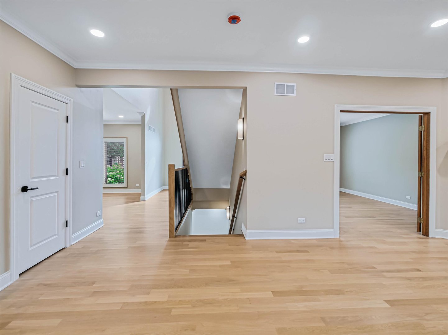 640 Downey Street Property Photo 11
