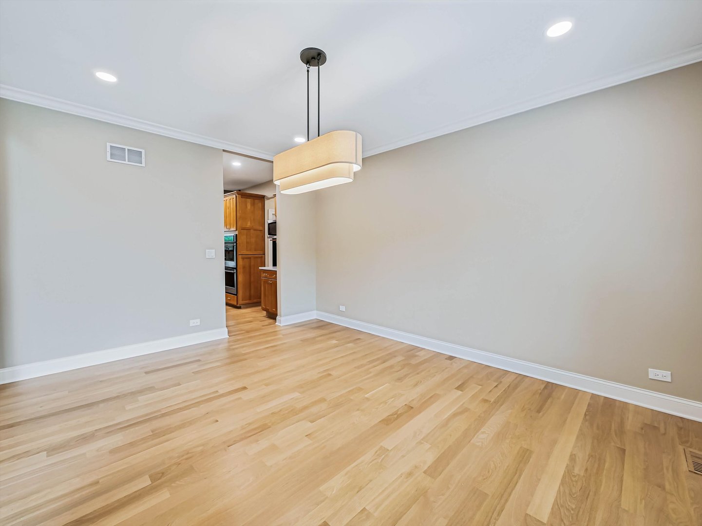 640 Downey Street Property Photo 19