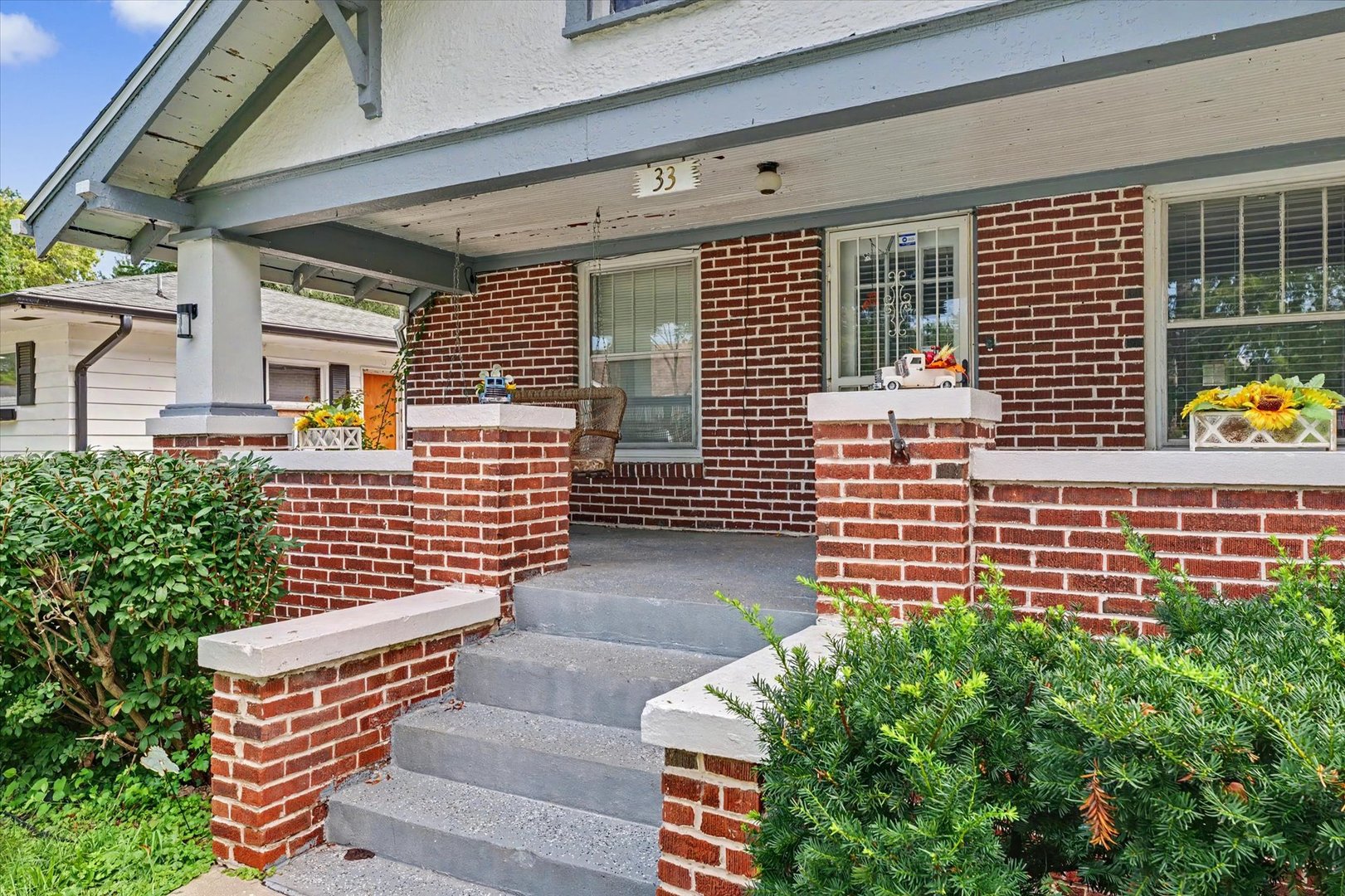 33 Delaware Avenue Property Photo 4