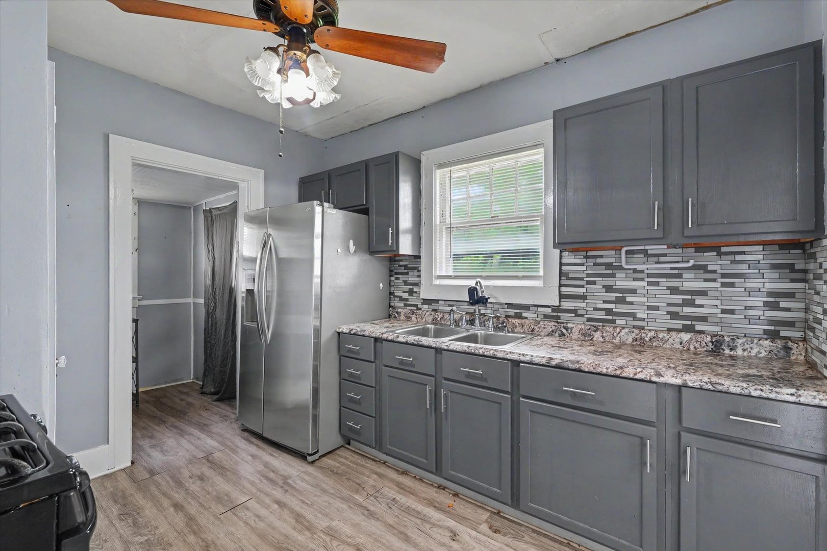 33 Delaware Avenue Property Photo 11