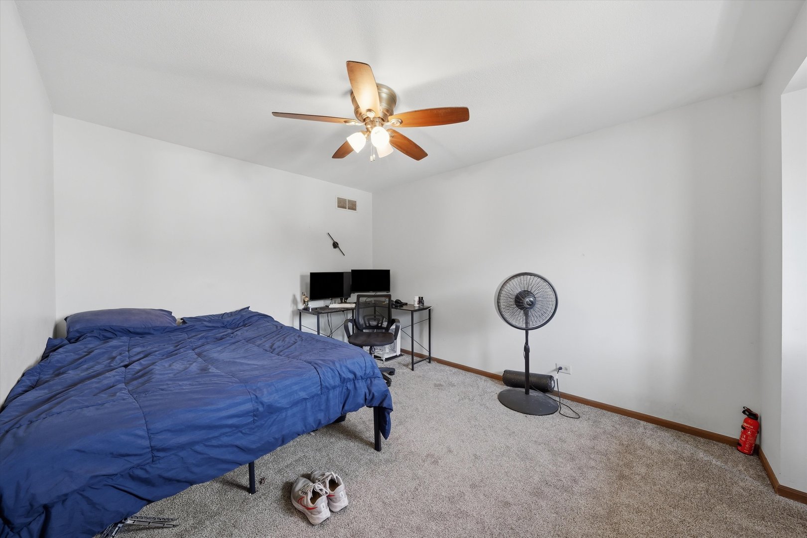 304 Grande Drive B Property Photo 17