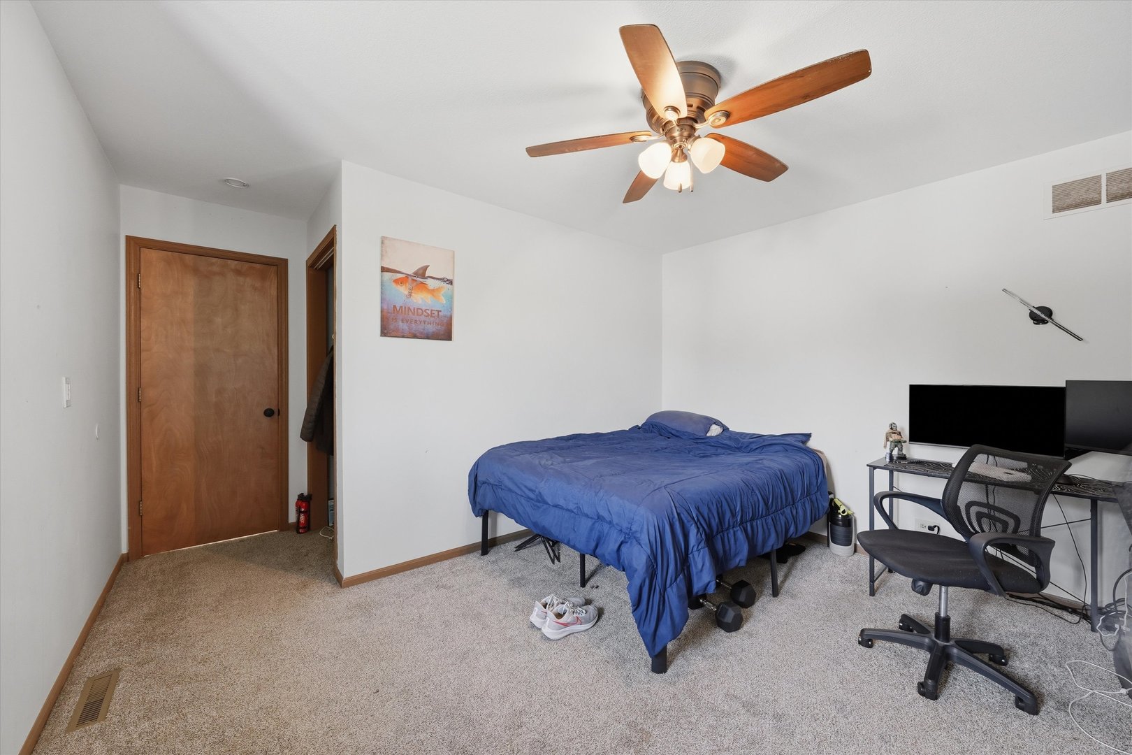 304 Grande Drive B Property Photo 18