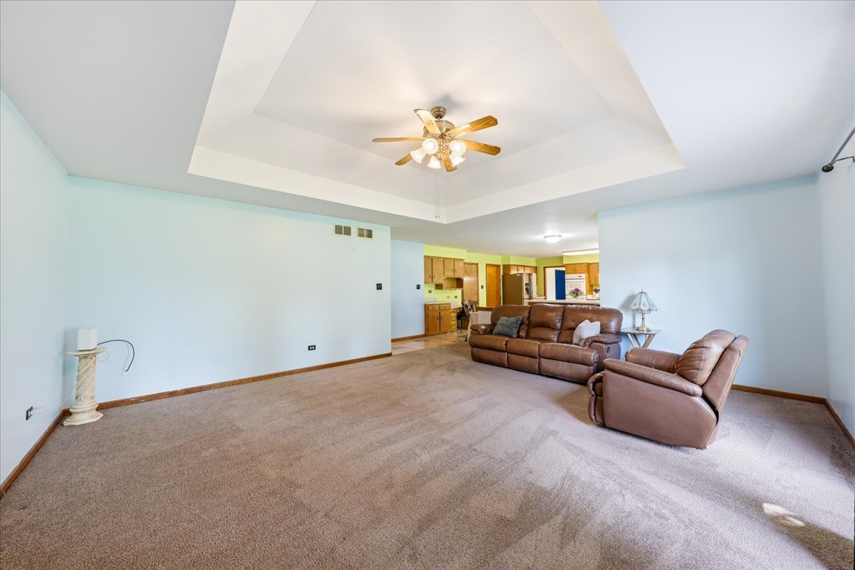 16020 S Howard Street Property Photo 11