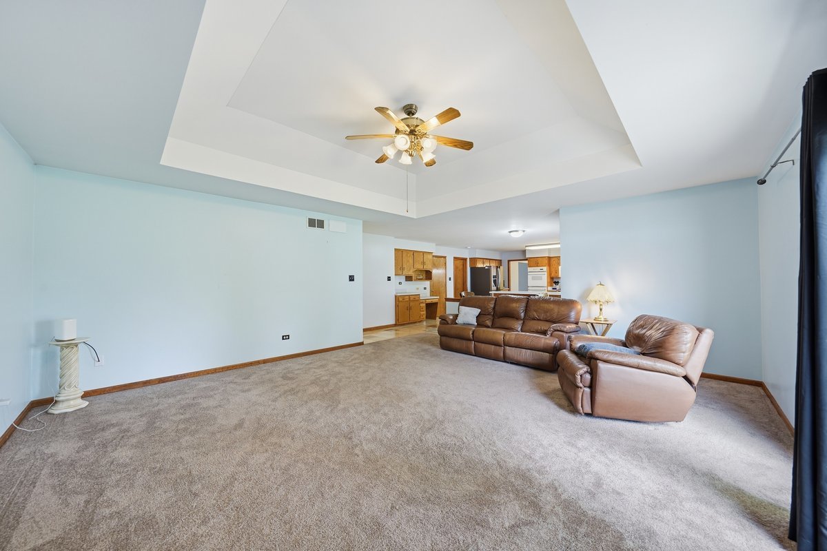 16020 S Howard Street Property Photo 13