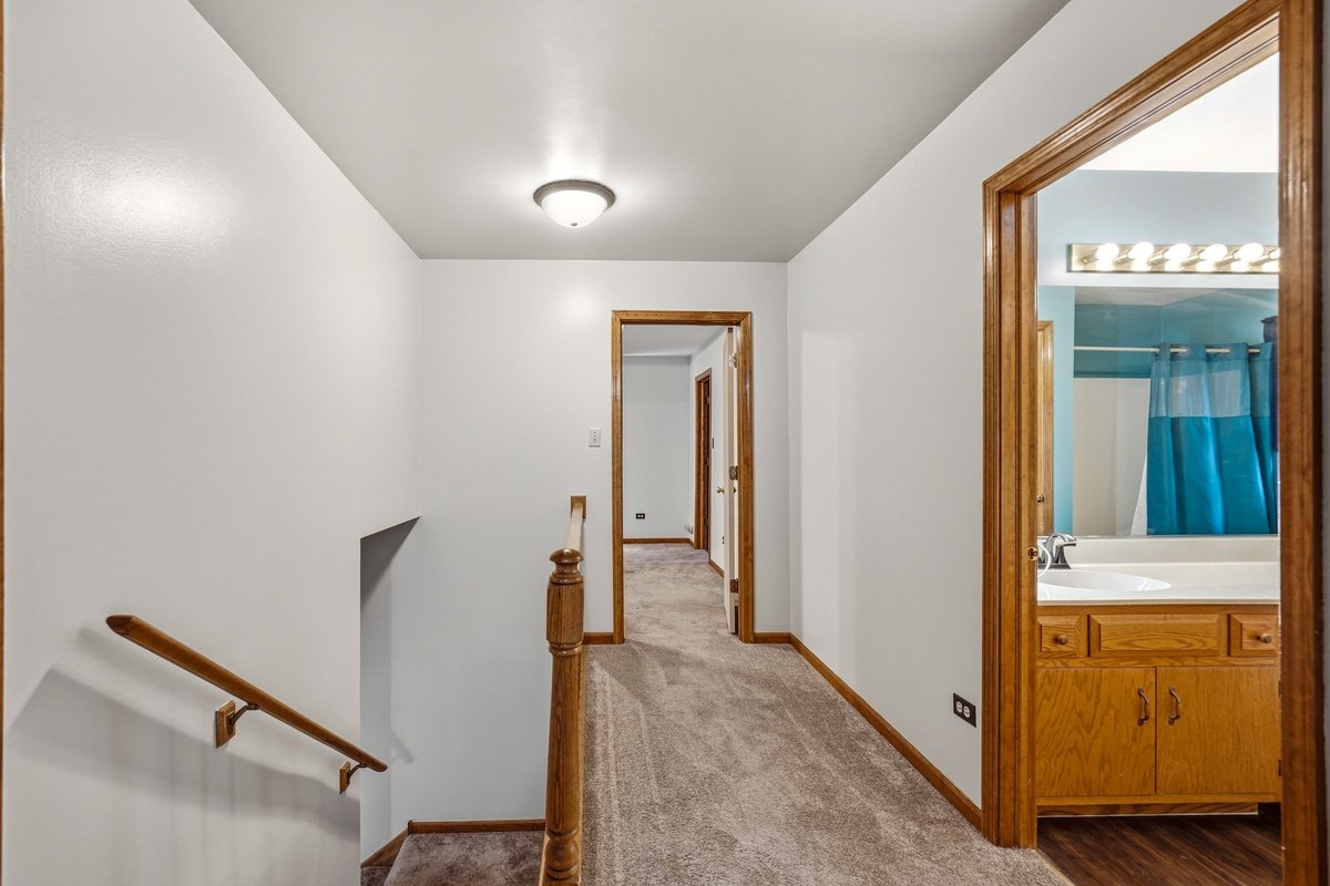 16020 S Howard Street Property Photo 15