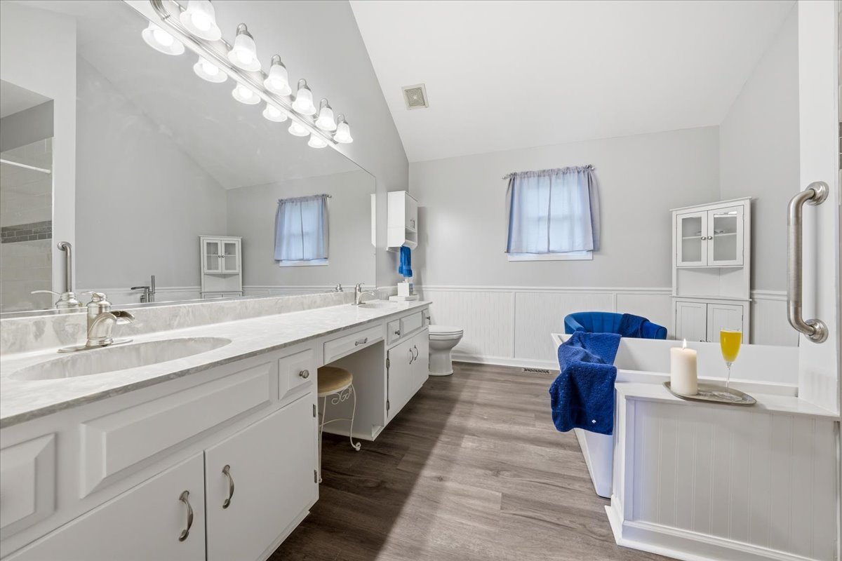 16020 S Howard Street Property Photo 19