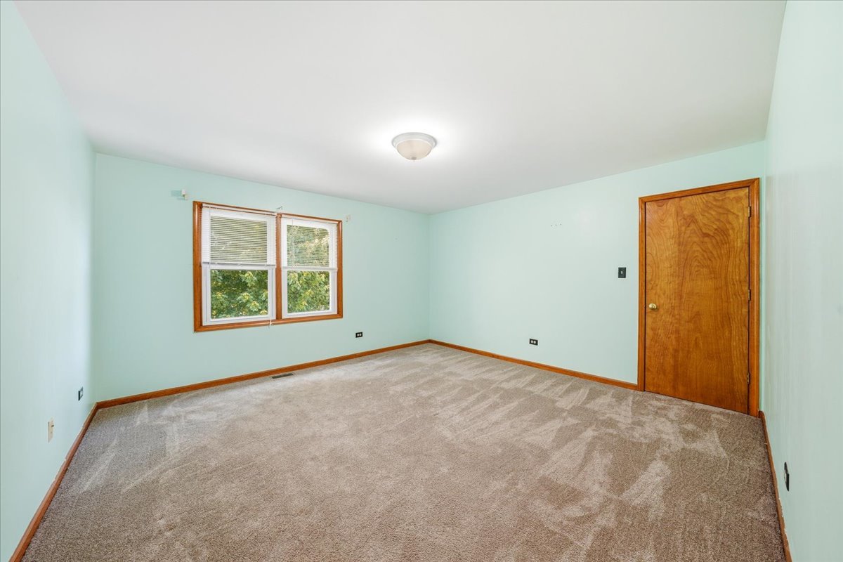 16020 S Howard Street Property Photo 24