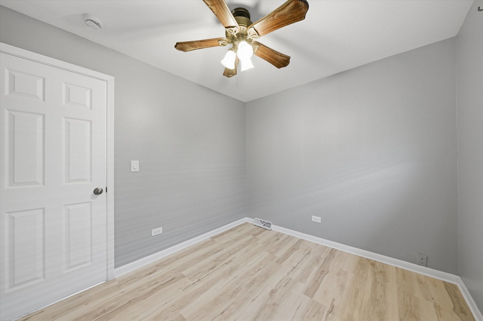 1148 W 115th Street Property Photo 12