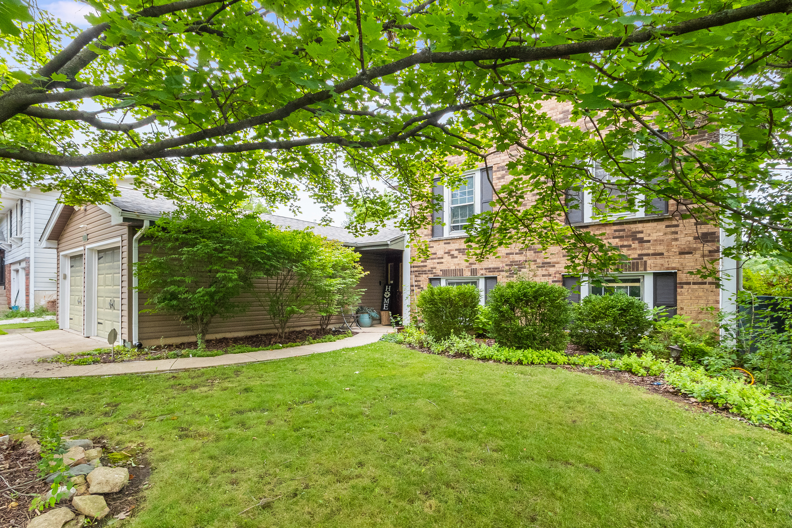 148 Newport Drive Property Photo 2