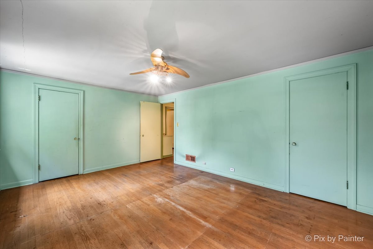 10742 S Longwood Drive Property Photo 25
