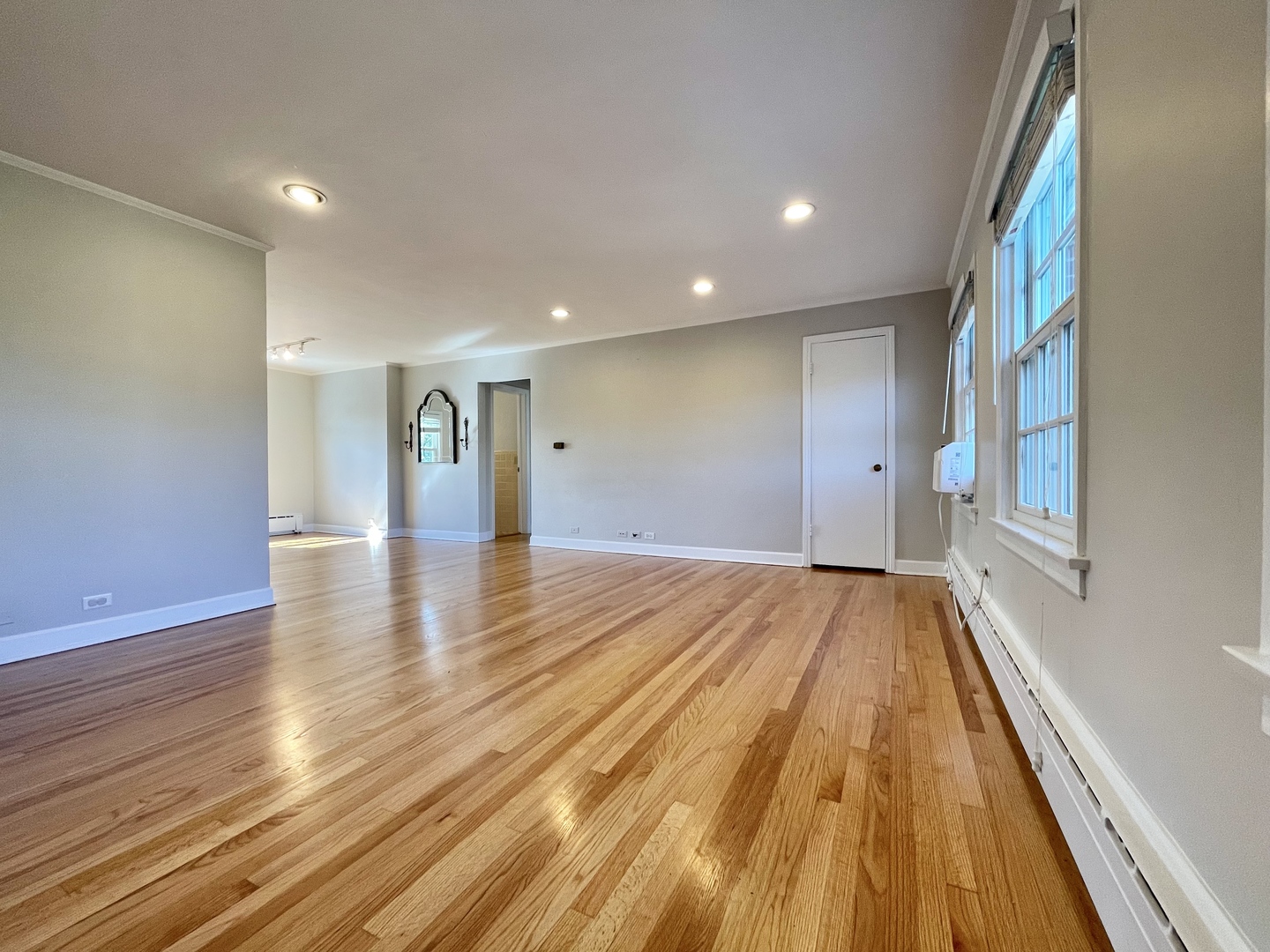 1406 Hinman Avenue 3n Property Photo 6