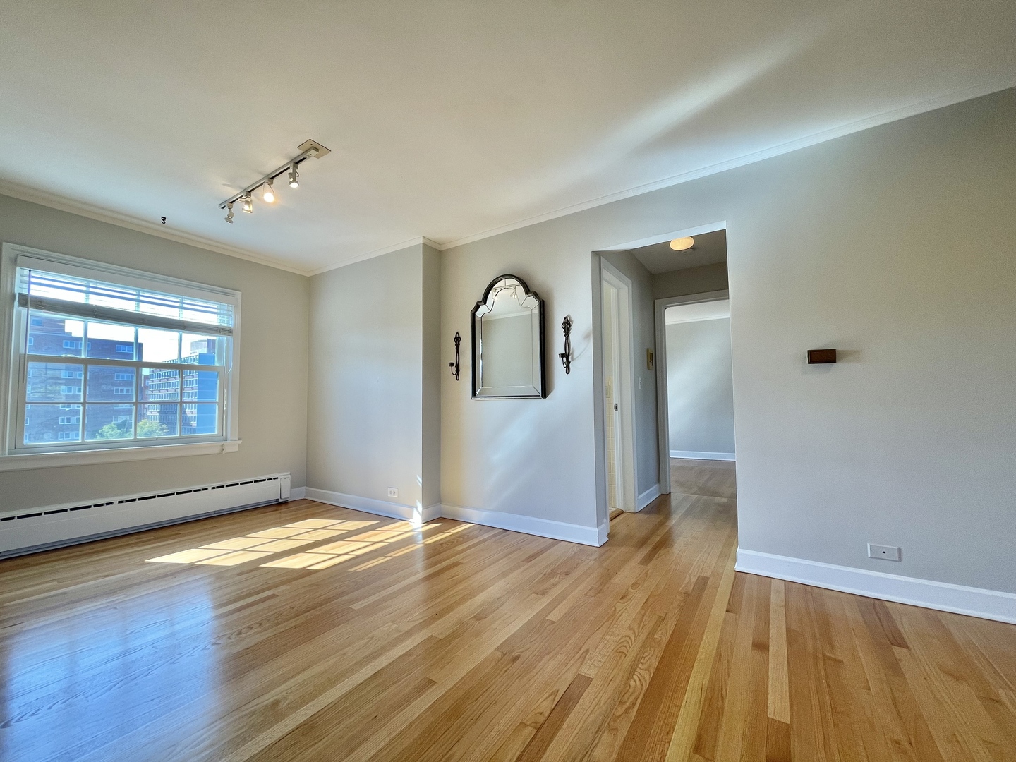 1406 Hinman Avenue 3n Property Photo 10