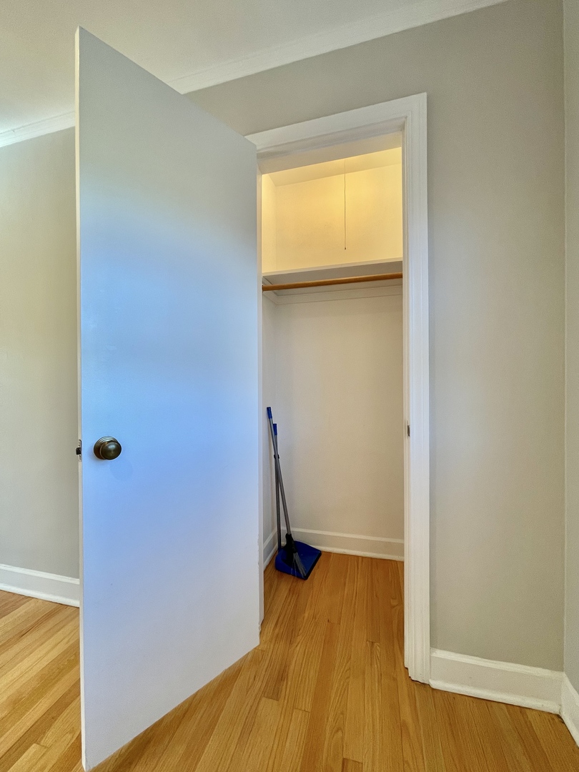 1406 Hinman Avenue 3n Property Photo 11