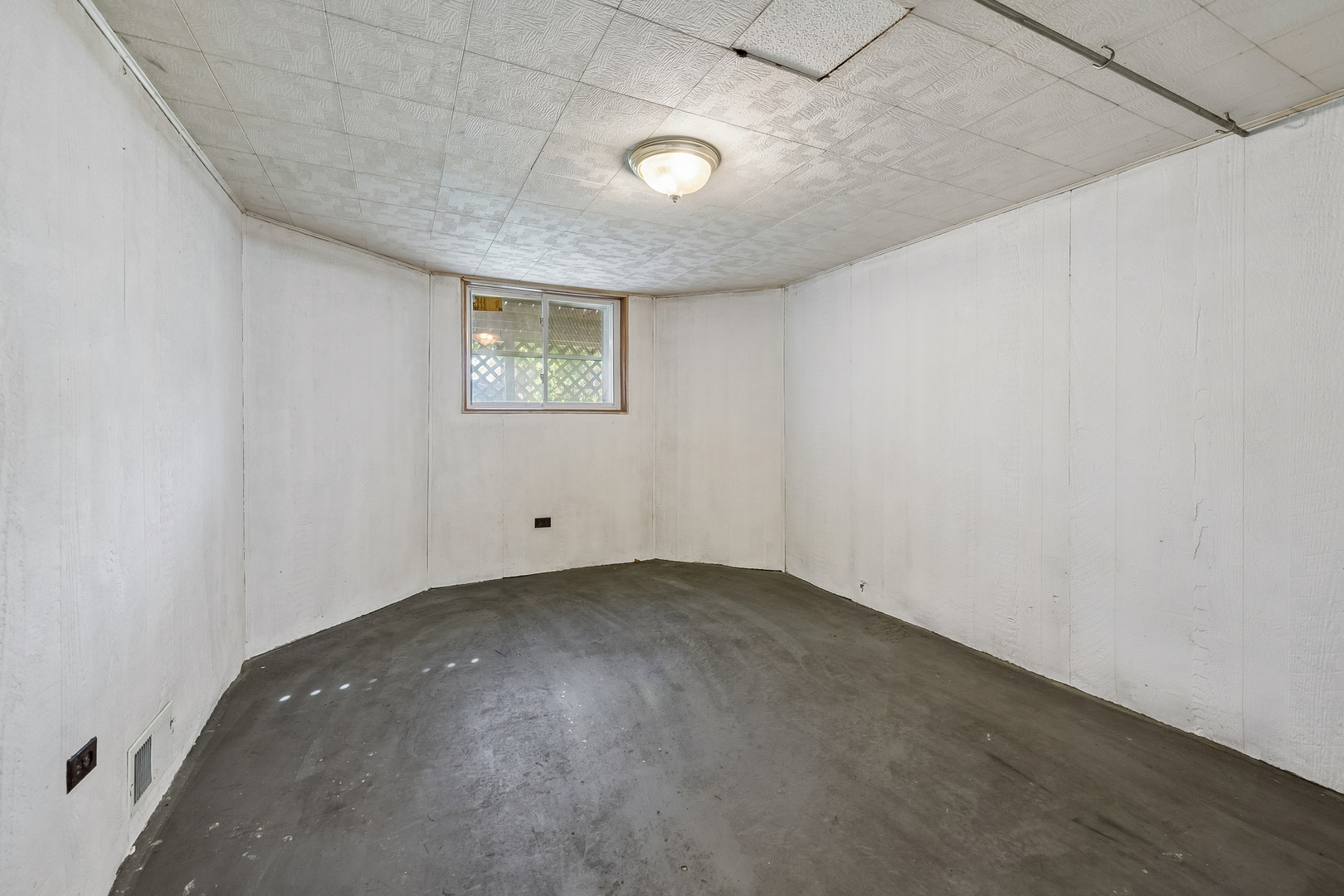 2342 N Lowell Avenue Property Photo 20