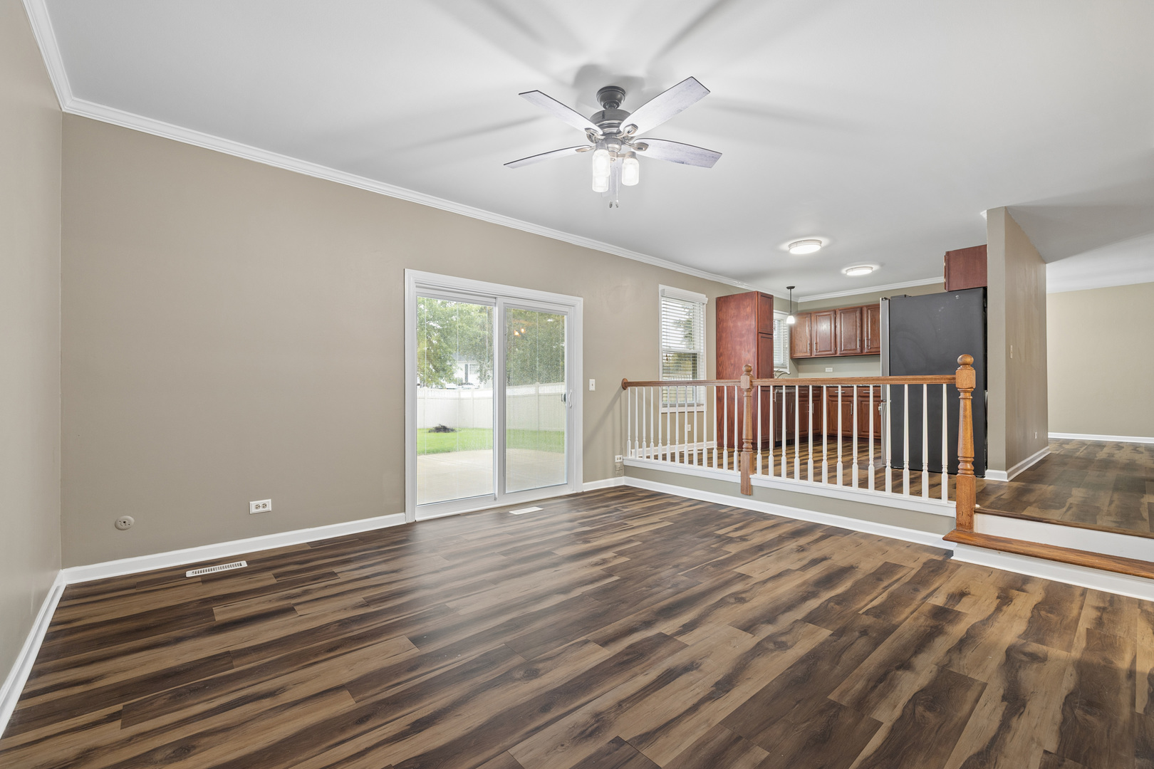 388 Woodhollow Lane Property Photo 8
