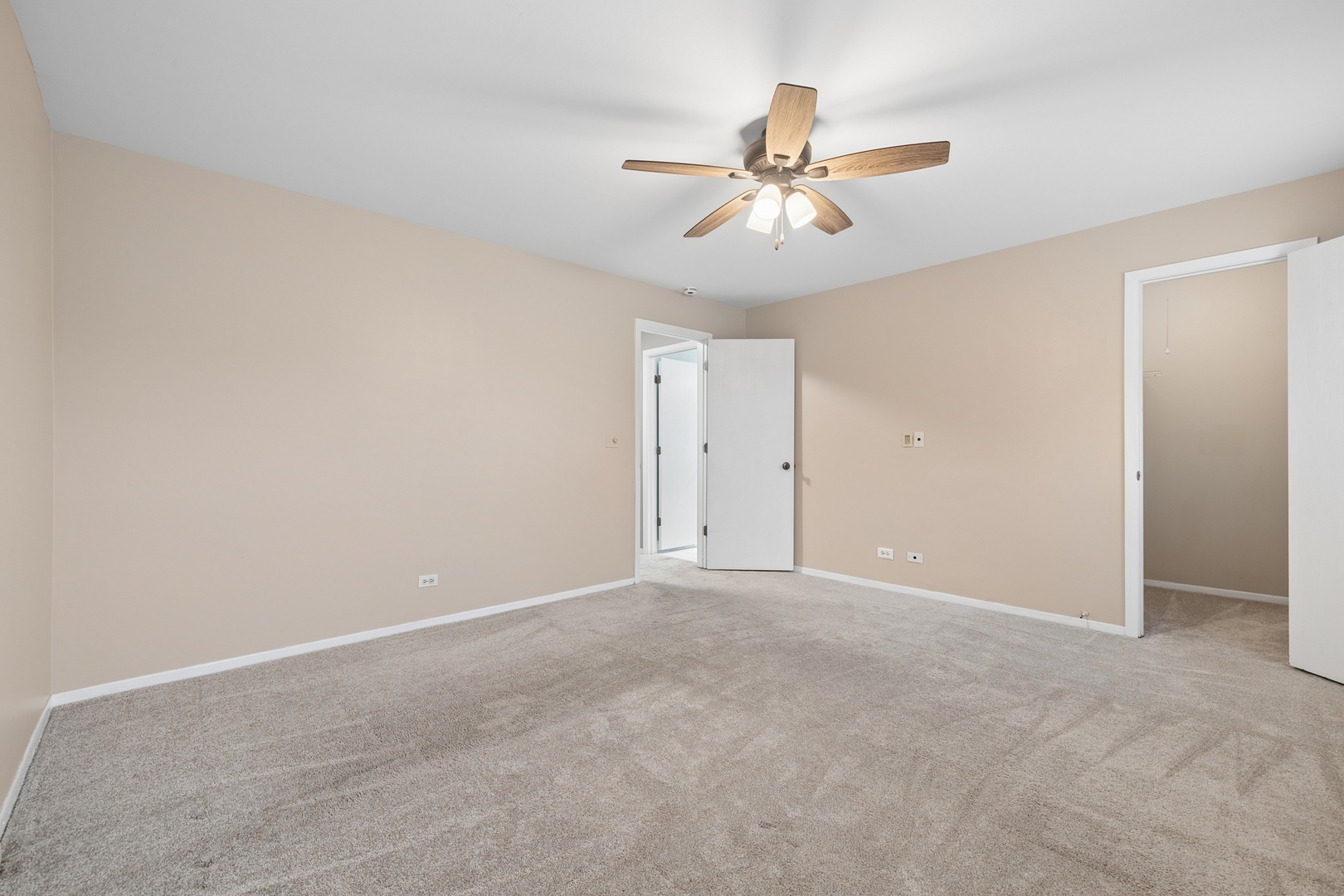 388 Woodhollow Lane Property Photo 14