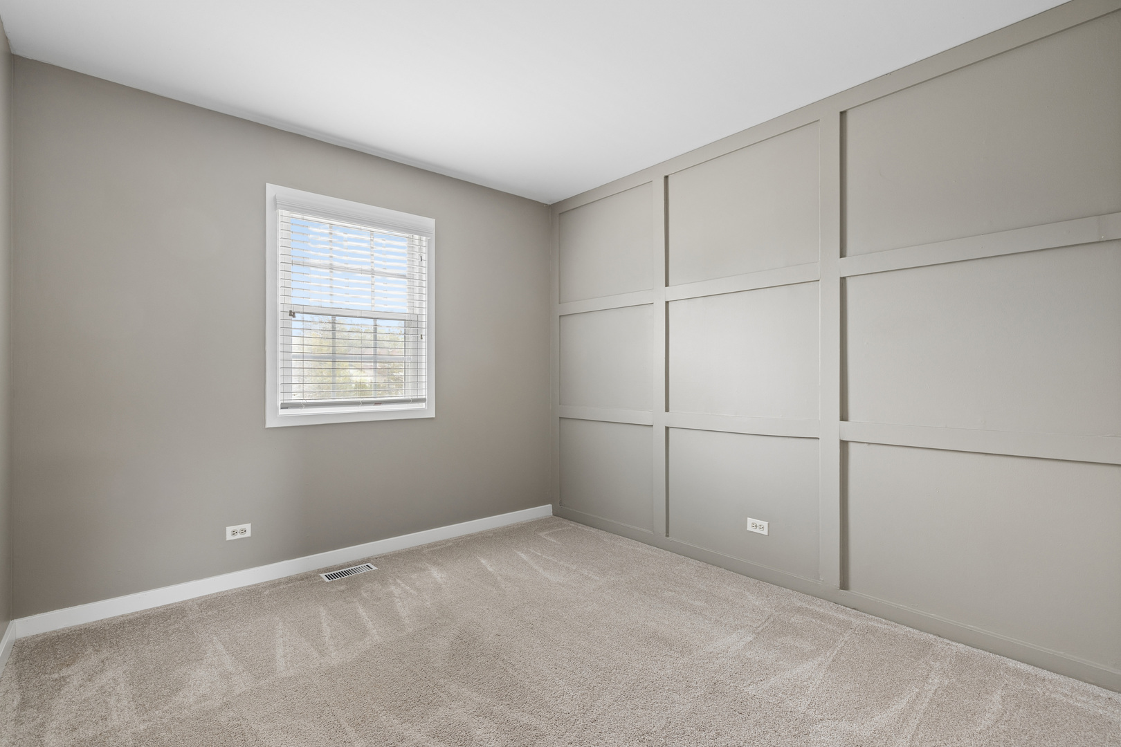 388 Woodhollow Lane Property Photo 16