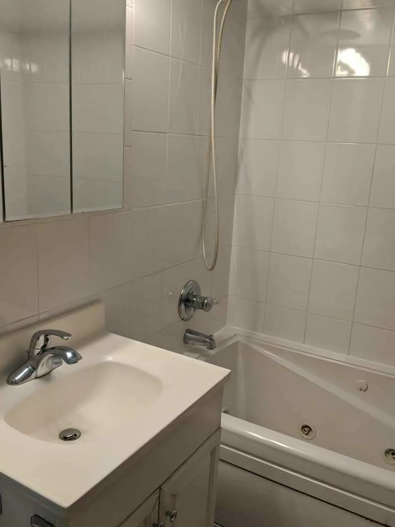 9709 Bianco Terrace E Property Photo 15