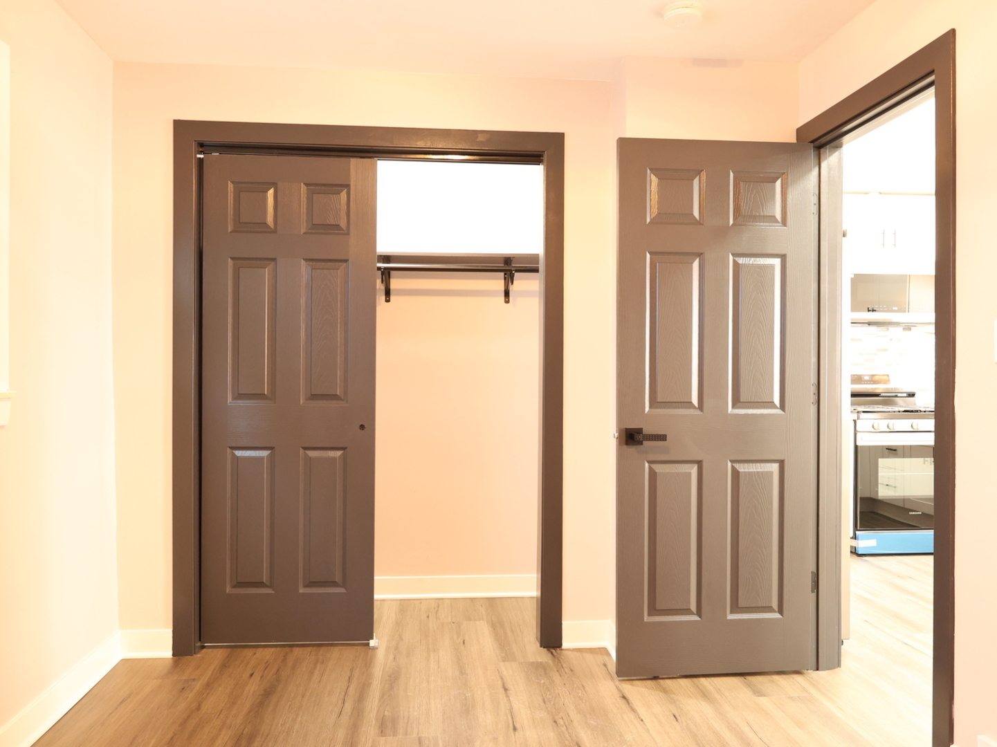 2115 W 68th Place Property Photo 11