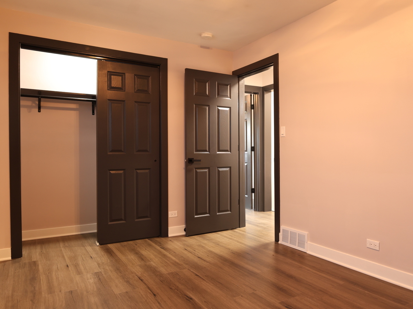 2115 W 68th Place Property Photo 13
